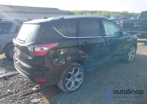 2017 Ford Escape Titanium из США, поврежденный, VIN 1FMCU0JD3HUA59627